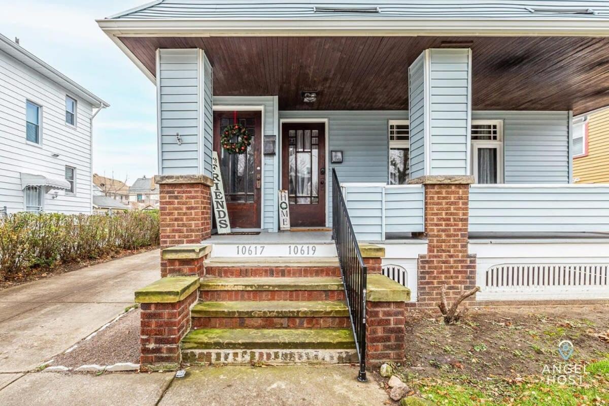 Beautifully Remodeled Duplex Apt In West Blvd Cleveland Exteriér fotografie