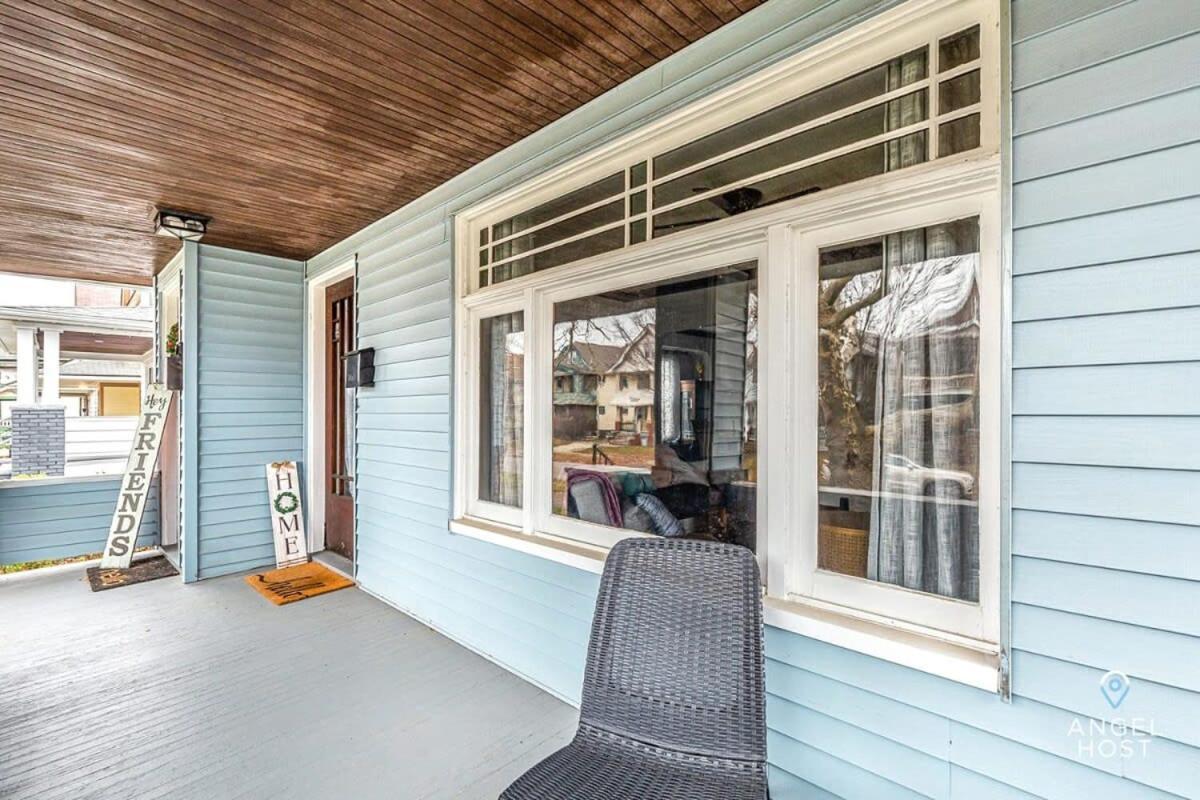 Beautifully Remodeled Duplex Apt In West Blvd Cleveland Exteriér fotografie