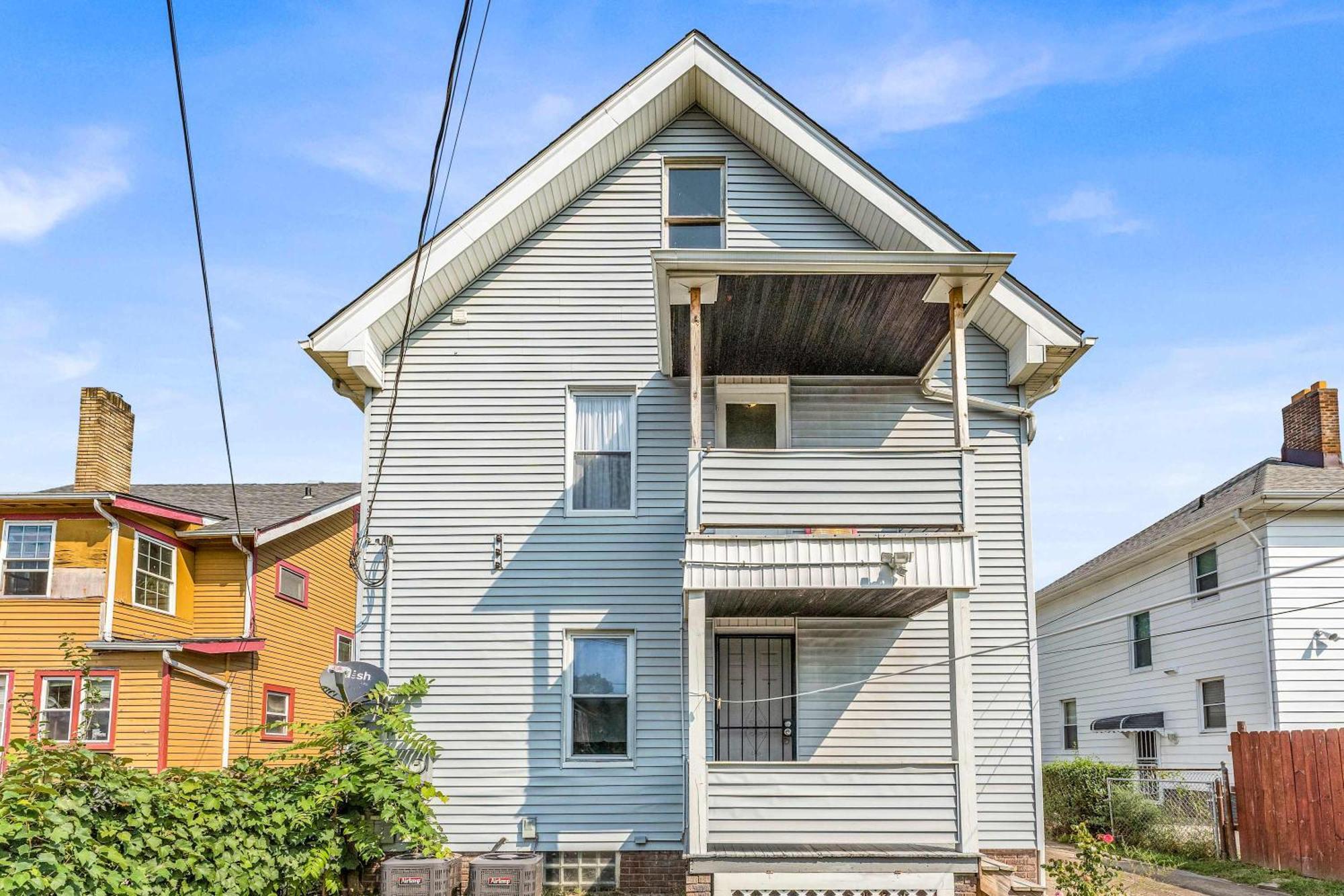 Beautifully Remodeled Duplex Apt In West Blvd Cleveland Exteriér fotografie