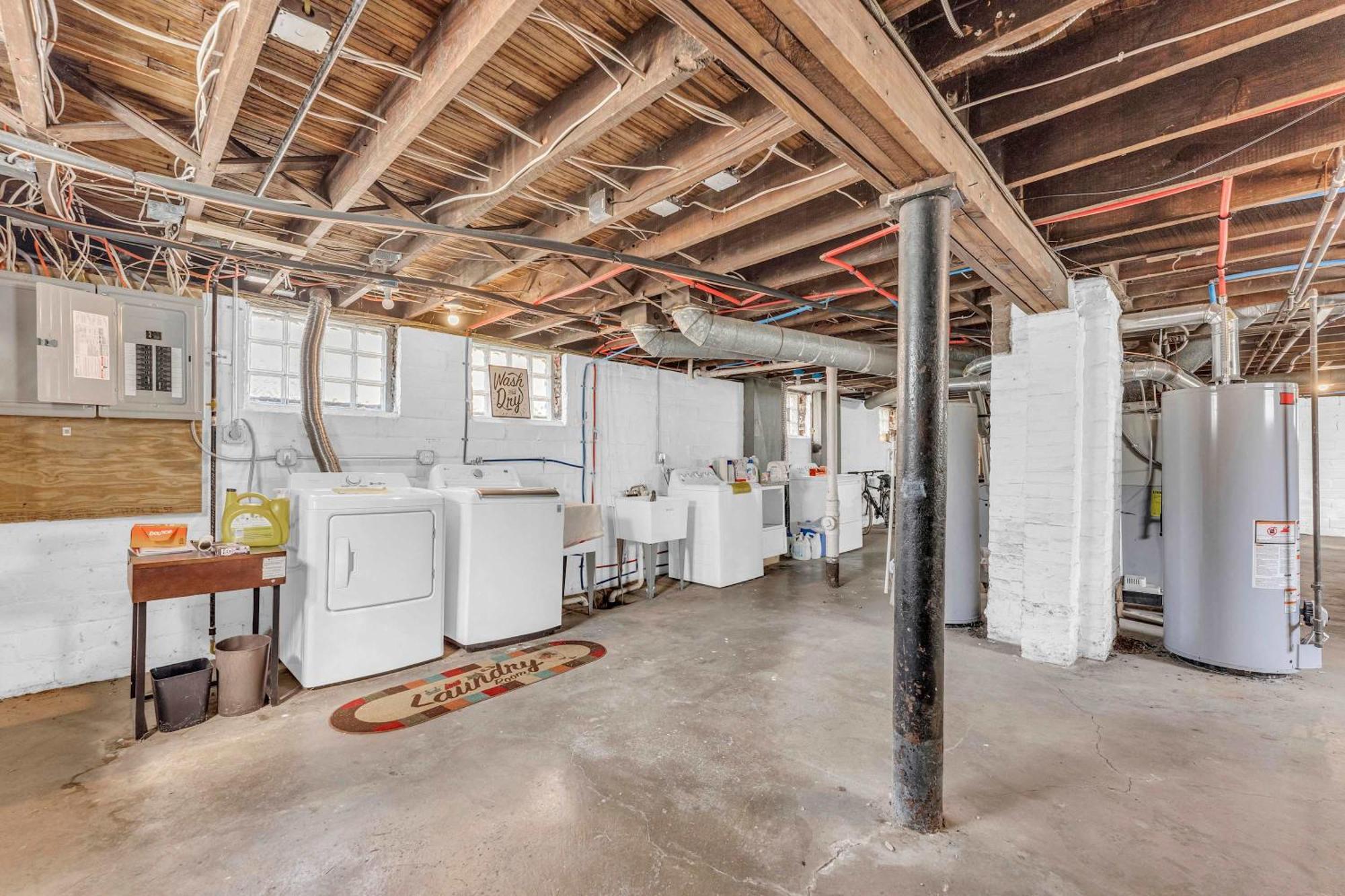 Beautifully Remodeled Duplex Apt In West Blvd Cleveland Exteriér fotografie