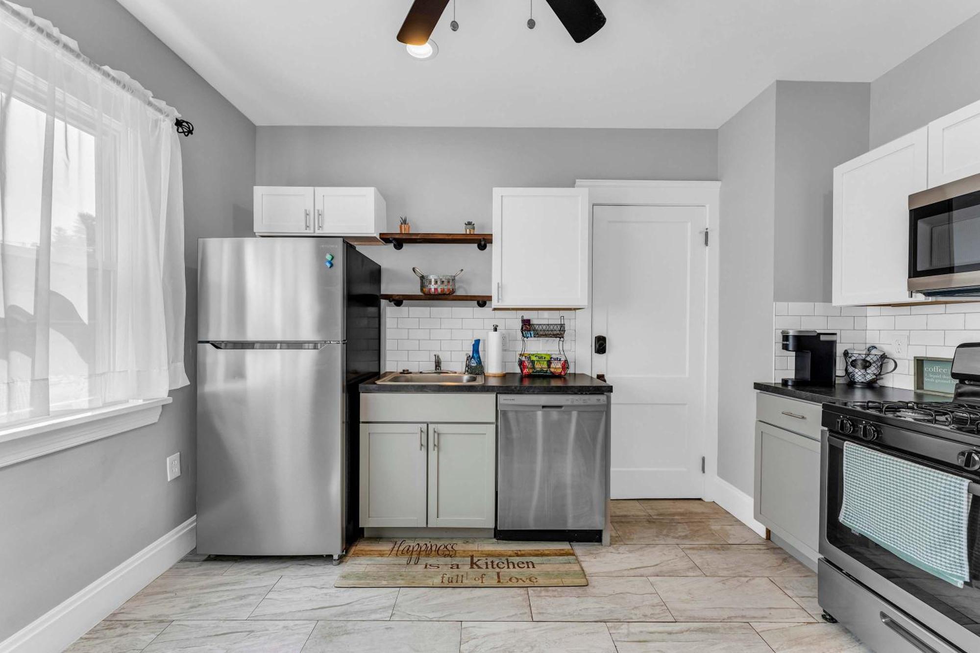 Beautifully Remodeled Duplex Apt In West Blvd Cleveland Exteriér fotografie