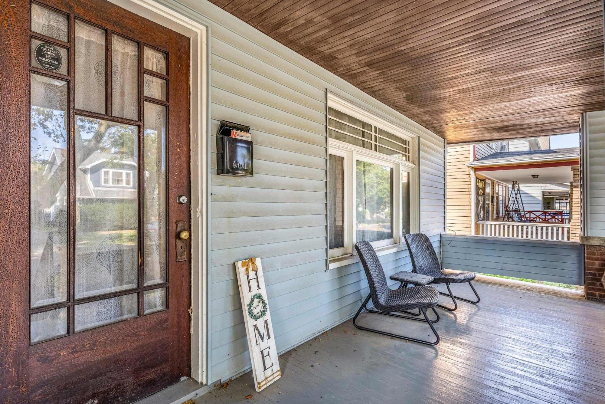 Beautifully Remodeled Duplex Apt In West Blvd Cleveland Exteriér fotografie